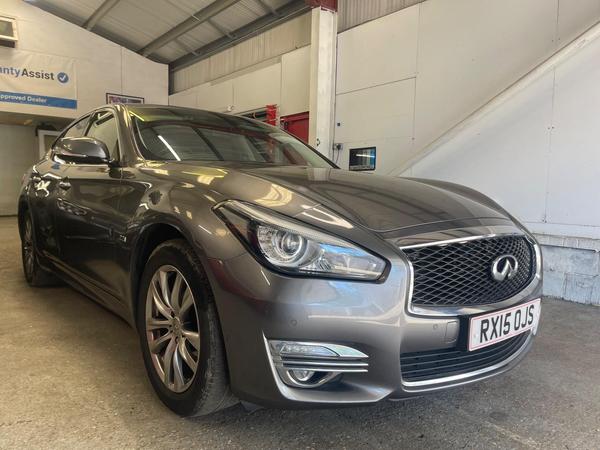 Infiniti Q70 2.2d Premium Auto Euro 5 (s/s) 4dr