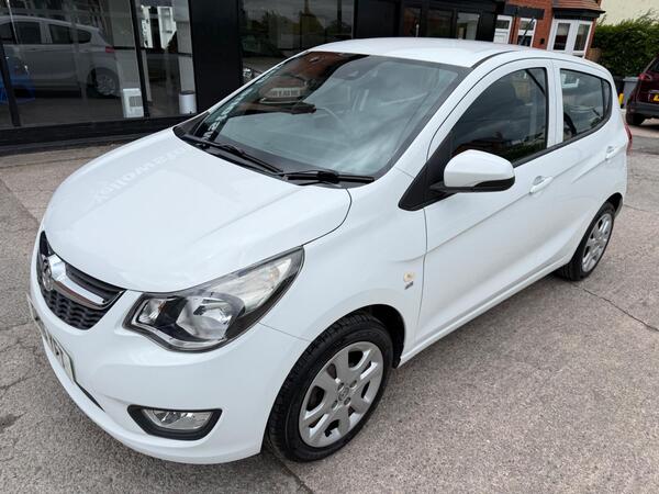 Vauxhall Viva 1.0i SE Euro 6 5dr (a/c)