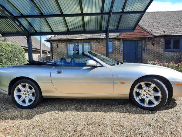 Jaguar XK8 4.2 Premium 2dr