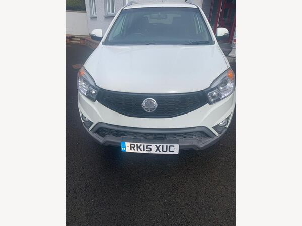 SsangYong Korando 2.0D LE Euro 5 5dr