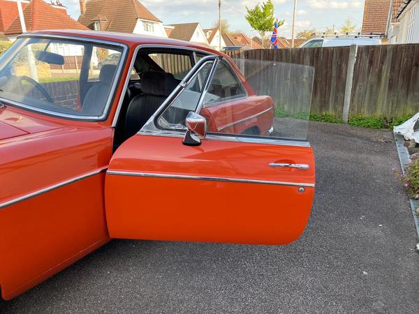 MG MGB GT 1.8 2dr