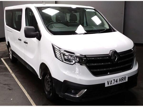 Renault Trafic 2.0 dCi LL30 Advance EDC L2 H1 Euro 6 (s/s) 5dr (9 Seat)