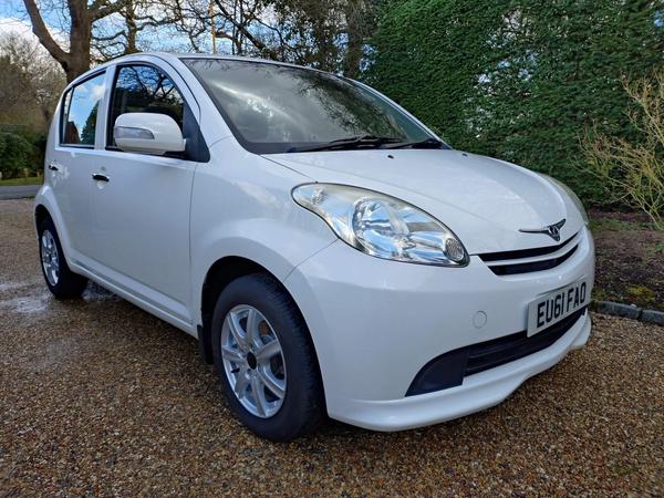 Perodua Myvi 1.3 EZi Lux 5dr