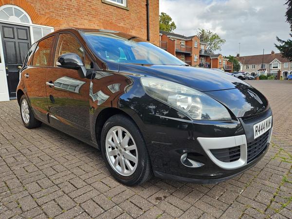 Renault Scenic 2.0 VVT Privilege CVT Euro 5 5dr