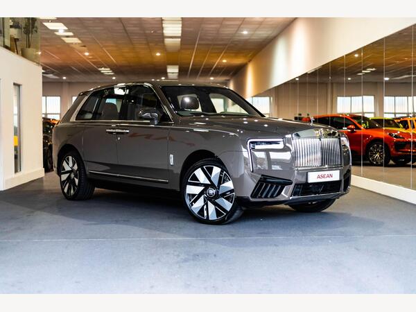 Rolls-Royce Cullinan Series II 6.75 V12 Auto 4WD Euro 6 5dr