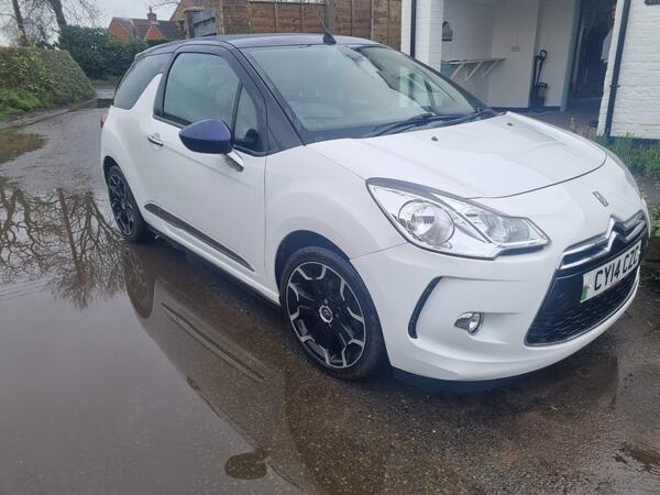 Citroen DS3 Cabrio 1.6 VTi DStyle Plus Euro 5 2dr