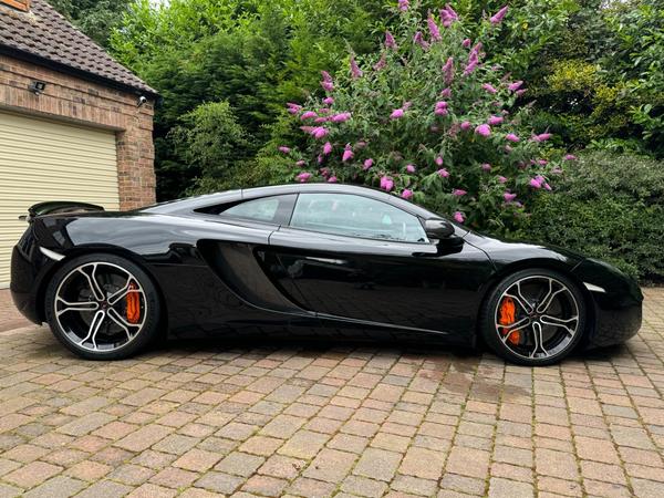 McLaren 12C 3.8T V8 SSG Euro 5 2dr