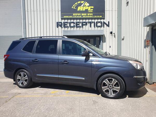SsangYong Turismo 2.0 e-XDi EX T-Tronic 4WD Selectable Euro 5 5dr