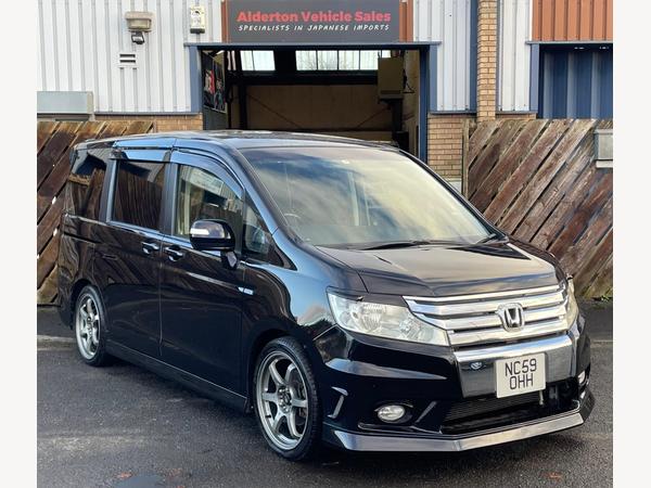 Honda Stepwagon RK6 4WD Spada Z Automatic 8 Seater