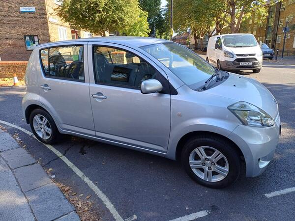 Daihatsu Sirion 1.0 SE 5dr