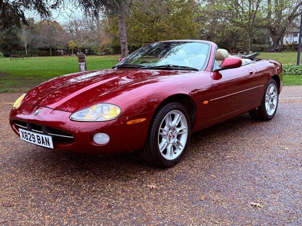 Jaguar XK8 4.0 2dr