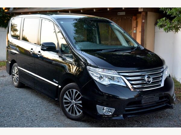 Nissan Serena 2.0 Highway Star GS- Half Leather - Ulez 5dr