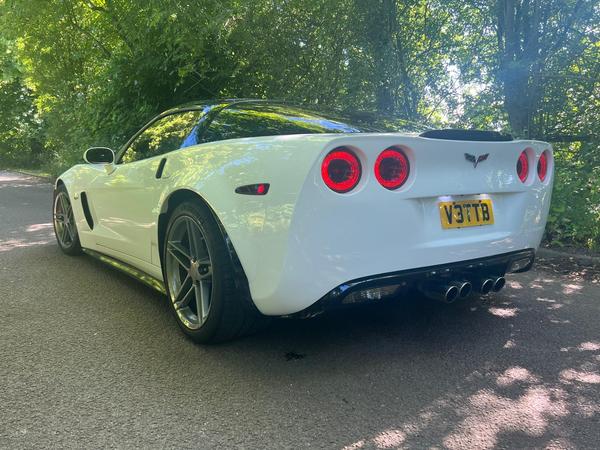 Chevrolet Corvette 6.0 V8 Coupe 2dr Petrol Manual (400 bhp)