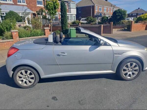 Vauxhall Tigra 1.4i 16v 2dr