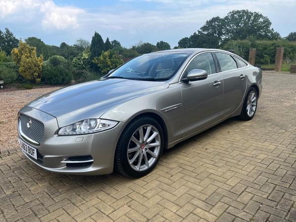 Jaguar XJ 3.0 V6 Portfolio Auto Euro 5 (s/s) 4dr