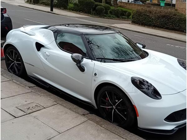 Alfa Romeo 4C 1750 TBi Launch Edition TCT Euro 6 2dr