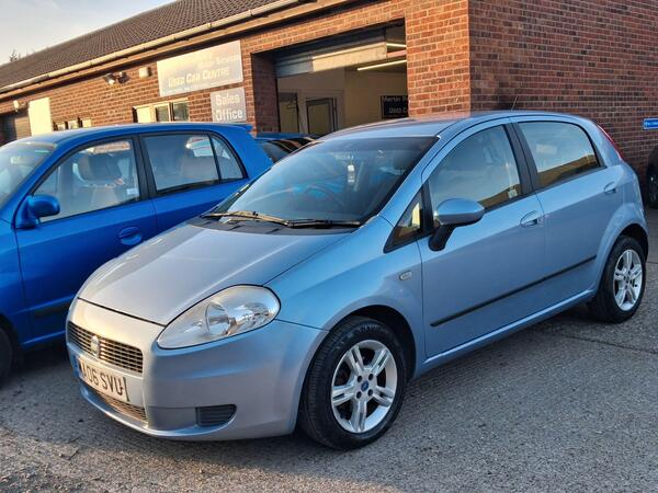 Fiat Grande Punto 1.4 Dynamic 5dr