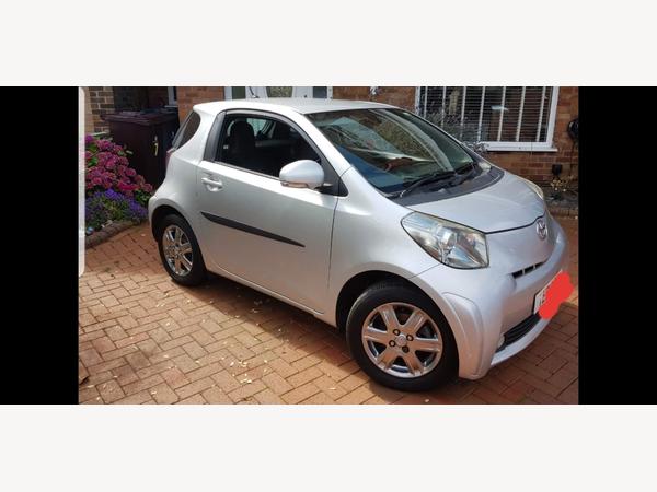 Toyota iQ 1.0 VVT-i 2 Euro 5 3dr