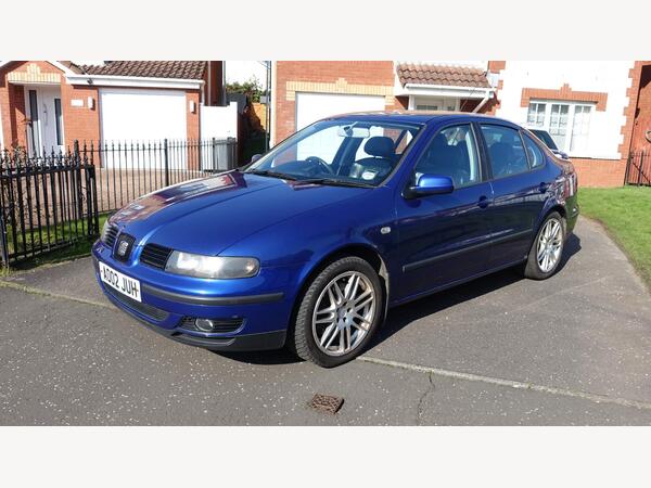 SEAT Toledo 2.3 V5 4dr