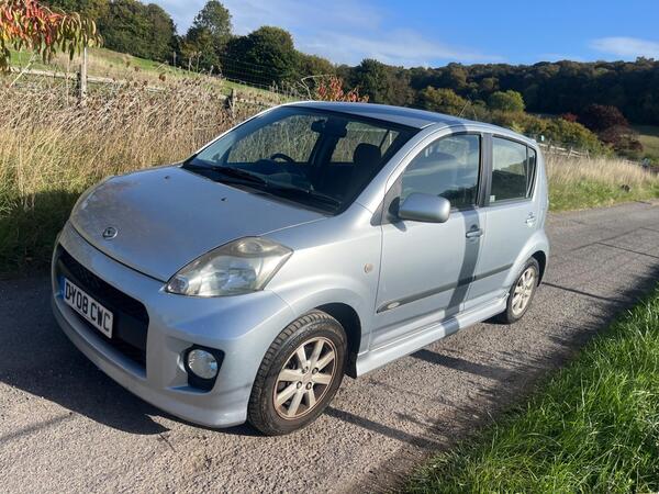 Daihatsu Sirion 1.5 SX 5dr