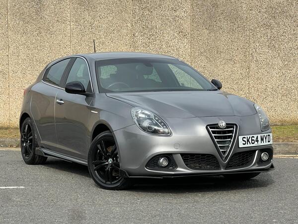 Alfa Romeo Giulietta 2.0 JTDM-2 Exclusive Euro 5 (s/s) 5dr