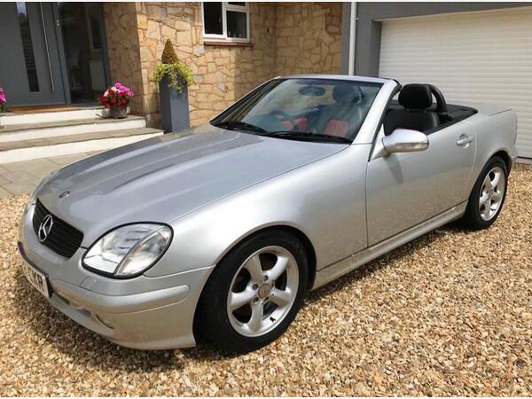 Mercedes-Benz SLK 3.2 SLK320 Convertible 2dr Petrol Automatic (254 g/km, 218 bhp)