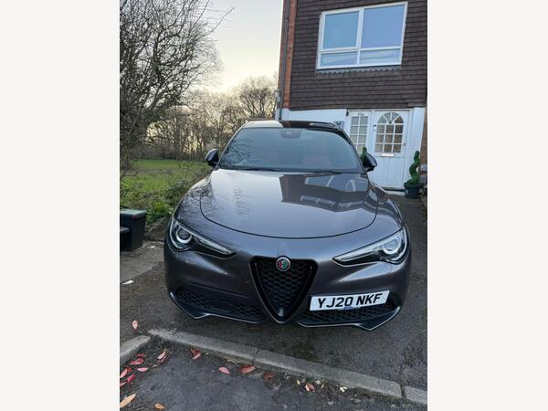 Alfa Romeo Stelvio 2.0T Veloce Auto Q4 AWD Euro 6 (s/s) 5dr