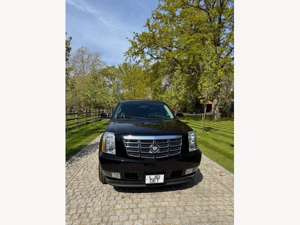 Cadillac Escalade 6.2 V8 Platinum SUV 5dr Petrol Automatic AWD (339 g/km, 409 bhp)