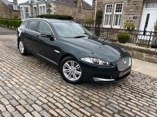 Jaguar XF 2.2d Luxury Sportbrake 5dr Diesel Auto Euro 5 (s/s) (163 ps)