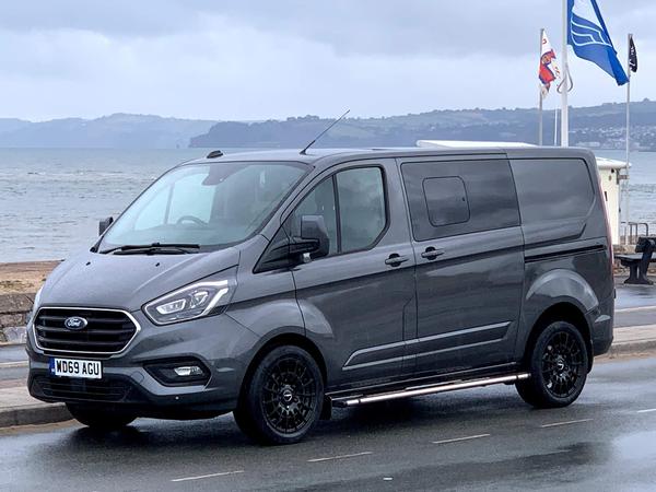 Ford Transit Custom 2.0 320 EcoBlue Limited Crew Van Double Cab 5dr Diesel Auto L1 H1 Euro 6 (s/s) (170 ps)