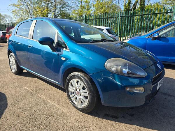 Fiat Punto 1.4 Easy Manual Euro 5 (s/s) 5dr
