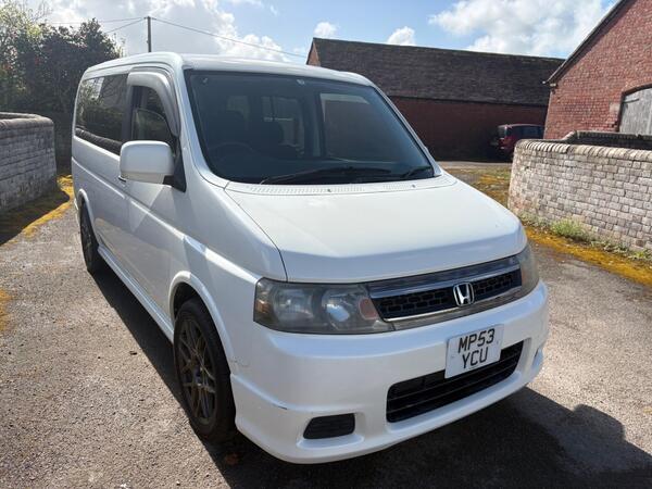 Honda Stepwagon RF7 2.4 Auto 8 seater