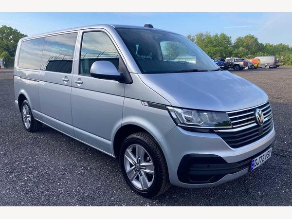 Volkswagen Transporter Shuttle T32 SE LWB 2.0TDI 150PS DSG