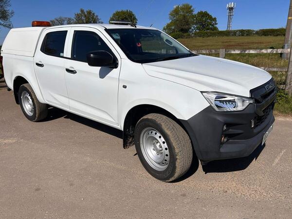 Isuzu D-Max 1.9 TD Utility Pickup Extended Cab 2dr Diesel Manual 4WD Euro 6 (s/s) (164 ps)