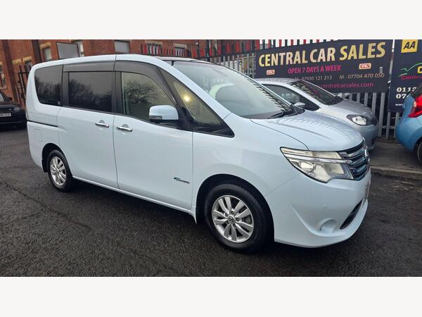 Nissan Serena Automatic 5dr