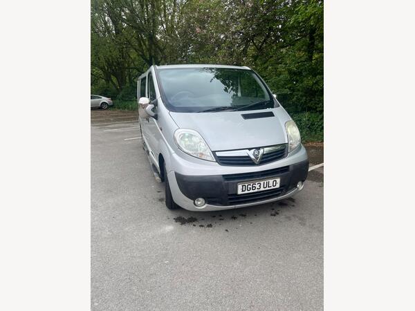Vauxhall Vivaro 2.0 2900 CDTi Sportive Crew Van 5dr Diesel Manual FWD L3 (195 g/km, 113 bhp)