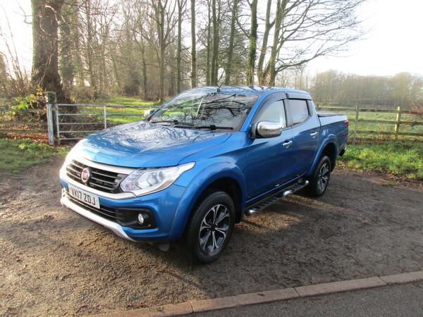 Fiat Fullback 2.4D LX 4WD Euro 6 4dr (Euro 6)