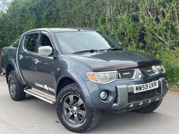 Mitsubishi L200 2.5 DI-D Raging Bull Pickup 4dr Diesel Manual (Smart Nav) (228 g/km, 134 bhp)