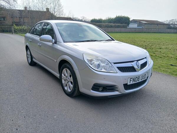Vauxhall Vectra 1.8 VVT Design 5dr