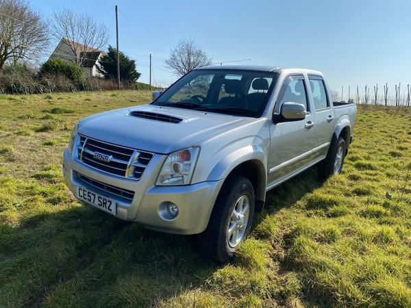 Isuzu Rodeo 2.5 TD Denver Pickup 4dr Diesel Manual 4WD (213 g/km, 134 bhp)