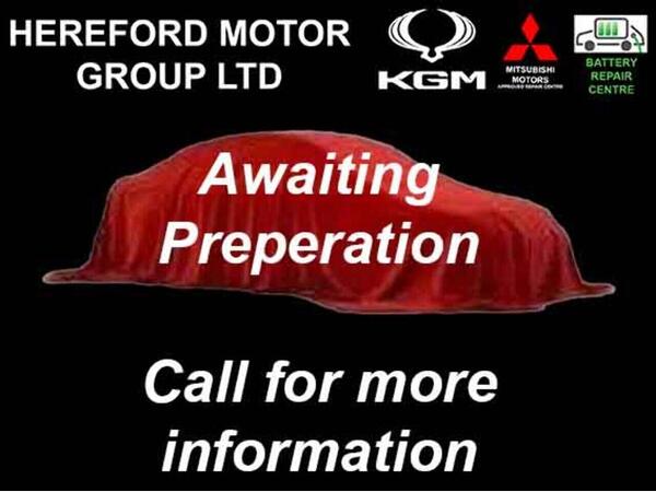 Mitsubishi L200 2.4 DI-D DC Barbarian Pickup Double Cab 4dr Diesel Manual 4WD Euro 6 (178 ps)