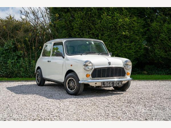 Rover Mini 1.3L 2d 50 BHP 2 Owners | Full Service History