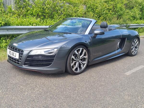 Audi R8 5.2 FSI V10 Spyder R Tronic quattro Euro 4 2dr