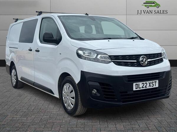 Vauxhall Vivaro 2.0 Turbo D 3100 Dynamic Crew Van L2 H1 Euro 6 (s/s) 6dr