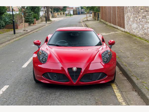 Alfa Romeo 4C 1750 TBi Coupe 2dr Petrol TCT Euro 6 (340 bhp) £20,000+ OPTIONS LIST