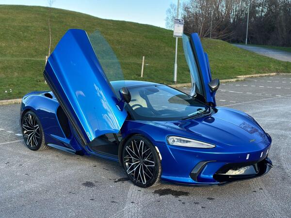 McLaren GTS