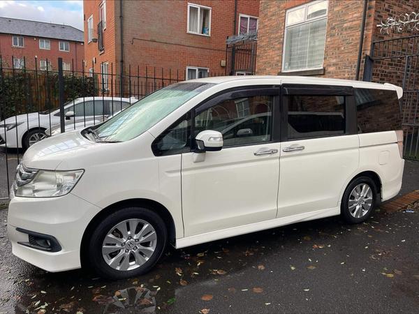 Honda Stepwagon 2011 HONDA STEPWAGON SPADA Z 2.0 V-TEC AUTO 8 SEATER GRADE 4 PETROL 67K