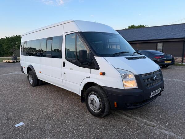 Ford Transit 2.2 TDCi 430 HDT RWD L4 H2 5dr