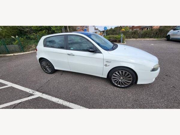 Alfa Romeo 147 1.6 T.Spark Collezione 5dr