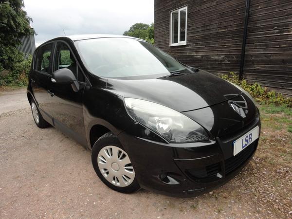 Renault Scenic 1.6 VVT Extreme Euro 5 5dr